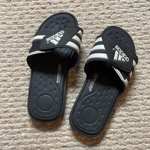 Adidas cloud foam slip on slides size 8